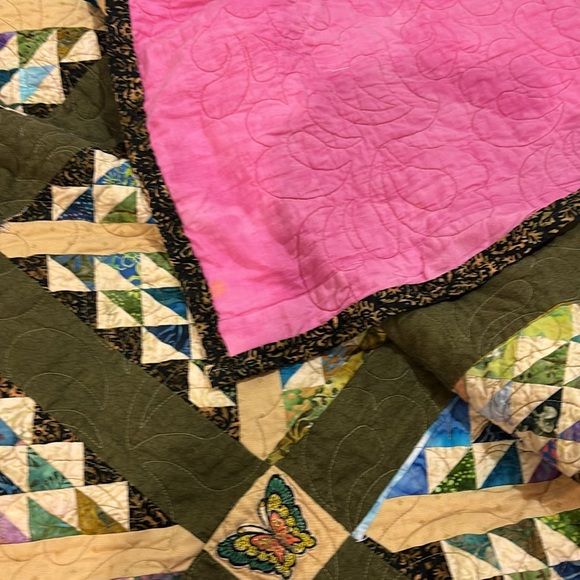 Hand made butterfly quilt including butterflies heirloom quality reversible - Picture 11 of 16
